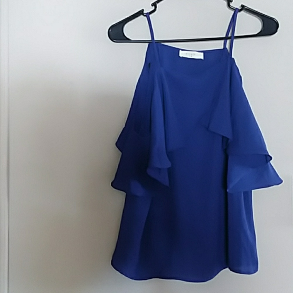Elodie Brand - Flowy blouse size medium